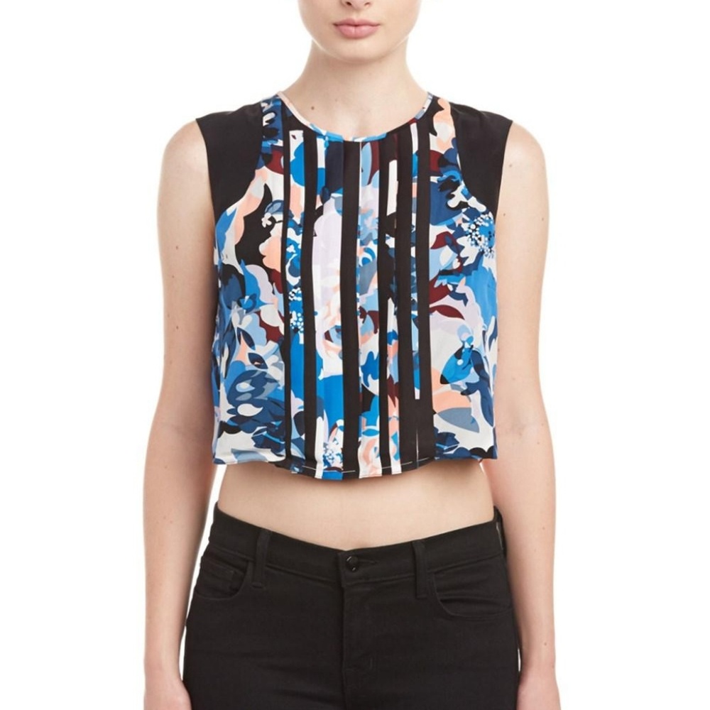 FIRM! Elizabeth and James crop top